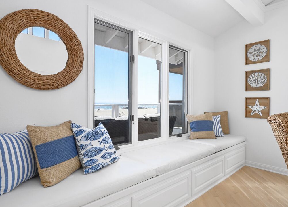 Photo of Livingroom in Santa Ana Heights