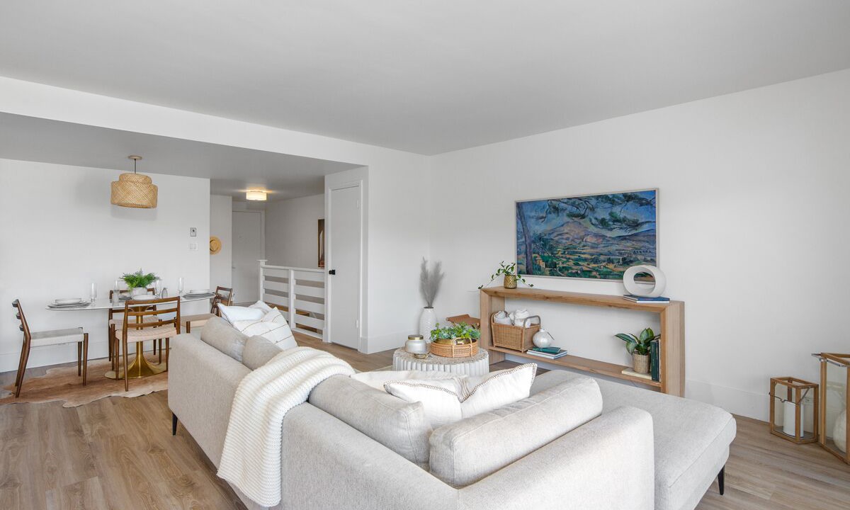 Photo of Bedroom in Eastern Malibu