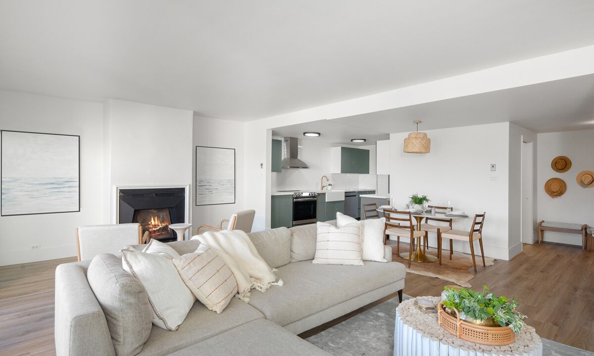 Photo of Bedroom in Eastern Malibu