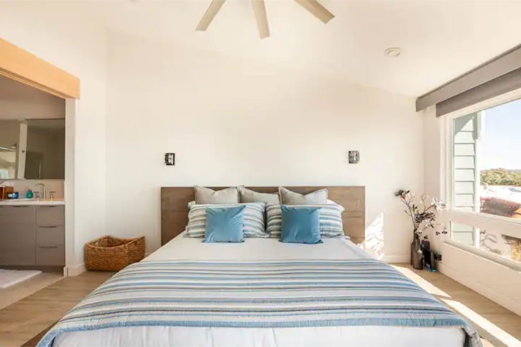 Photo of Bedroom in Solana Beach
