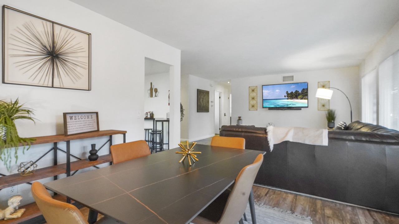 Photo of Bedroom in Riverside