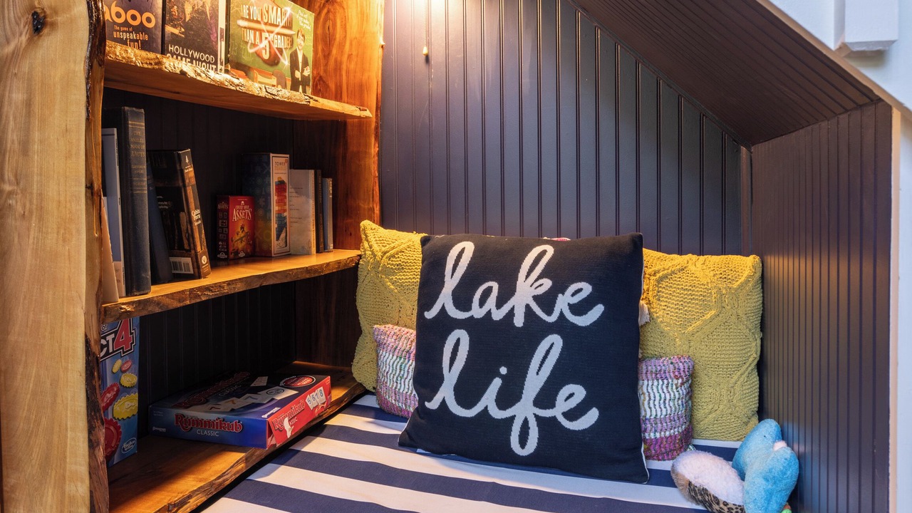 Photo of Bedroom in Blue Jay