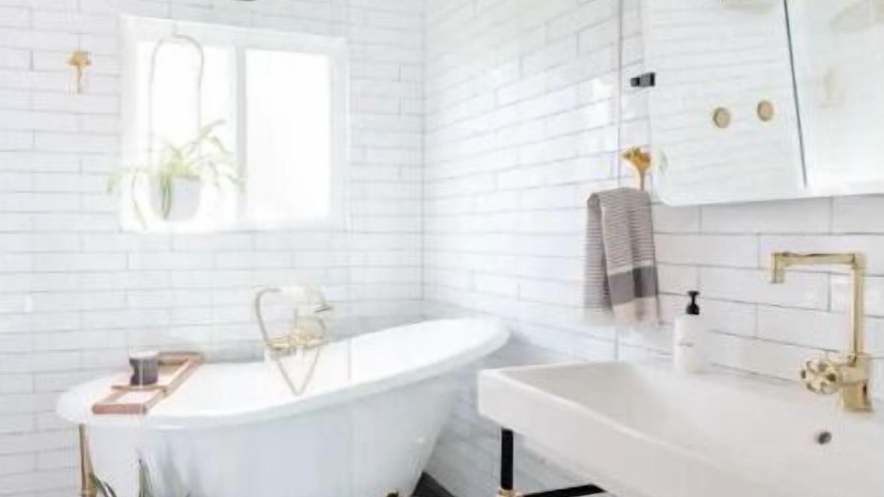 Photo of Bathroom in Blue Jay