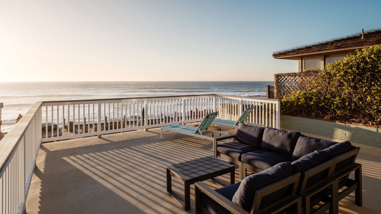 Photo of Patio Balcony in Beach Barber Tract