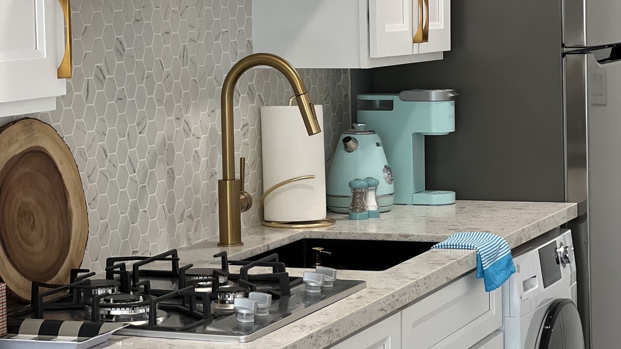 Photo of Kitchen in Lake View Terrace