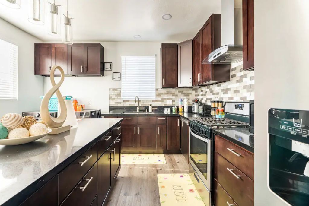 Photo of Kitchen in Midway City