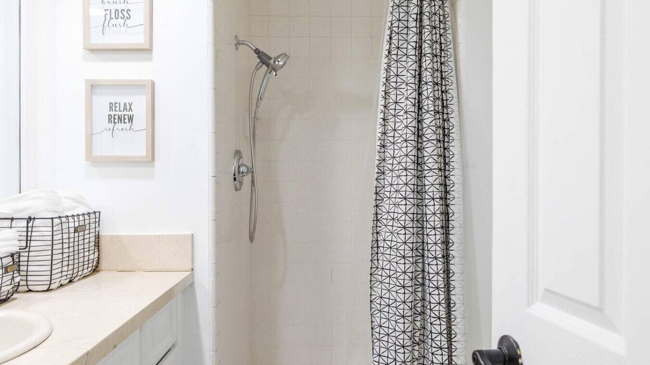 Photo of Bathroom in Valley Village