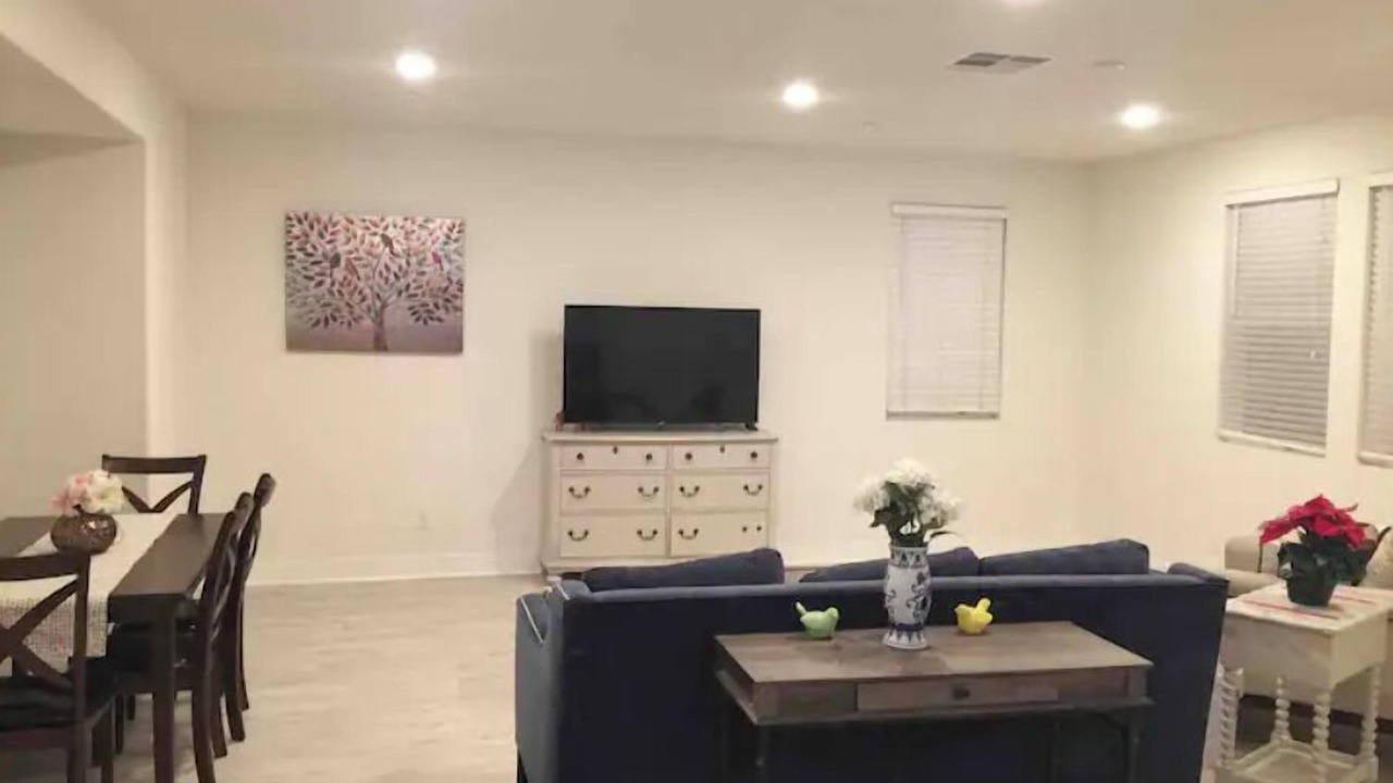 Photo of Livingroom in Chino