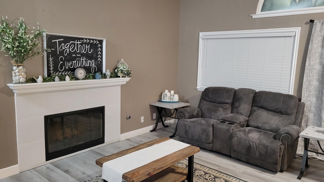 Photo of Livingroom in Fontana
