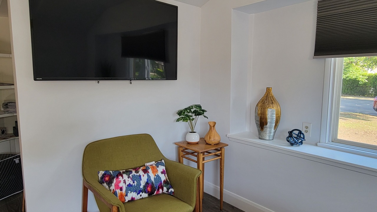 Photo of Livingroom in Whittier
