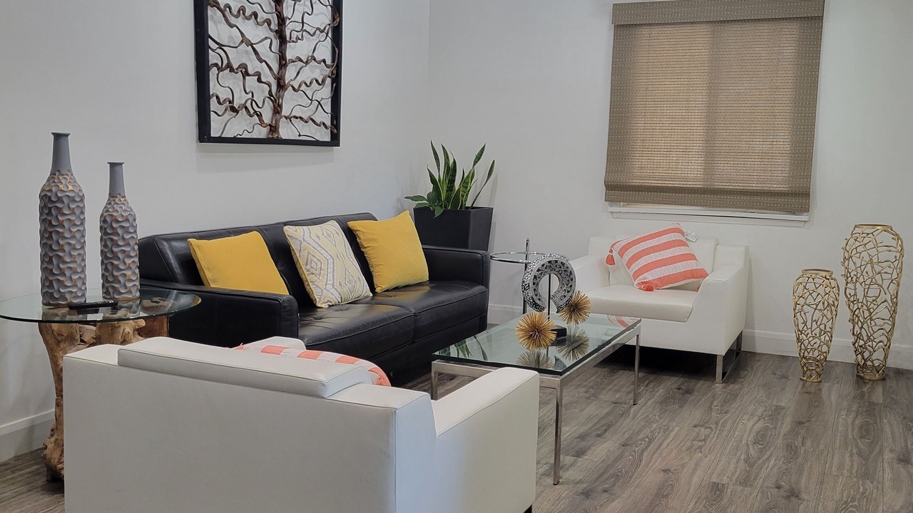 Photo of Livingroom in Whittier