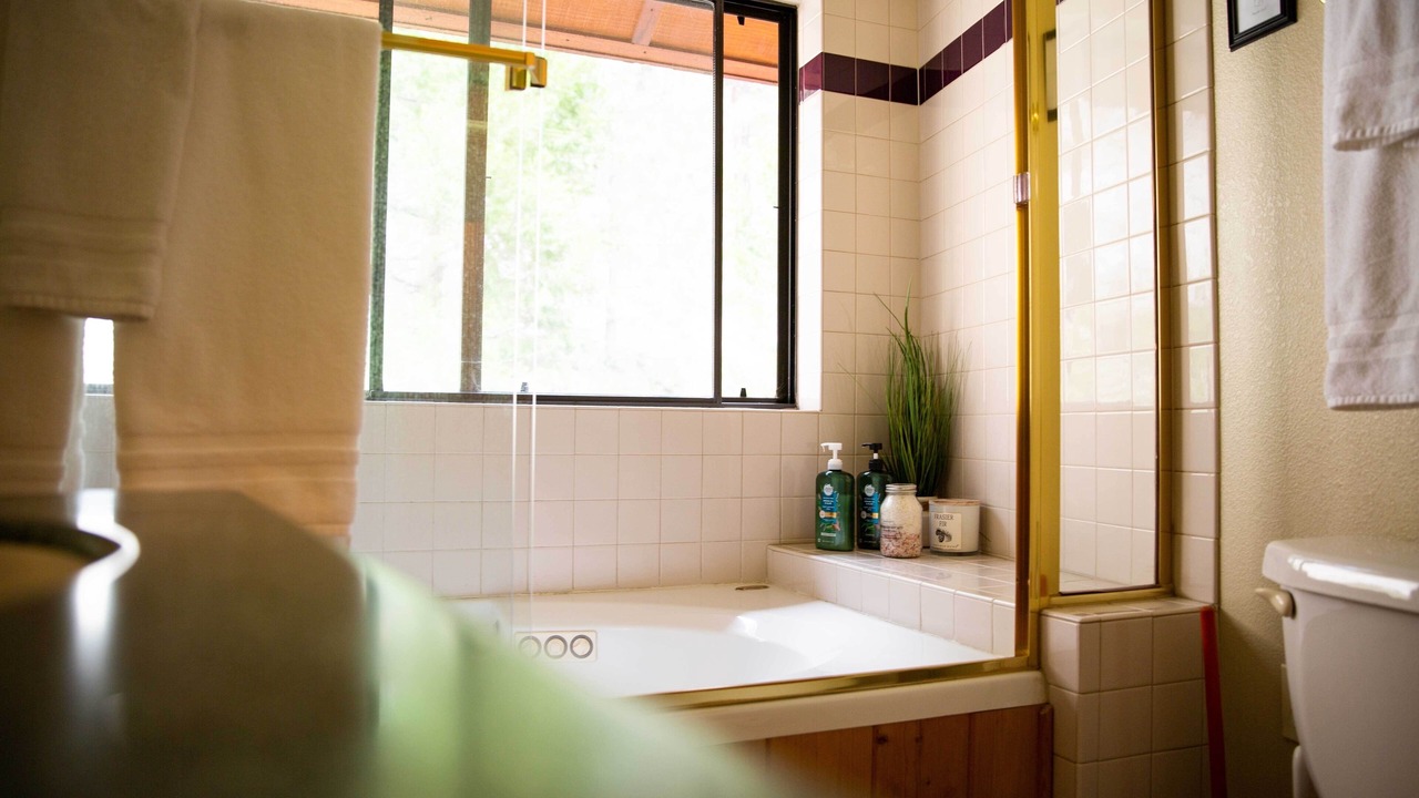 Photo of Bathroom in Pine Cove