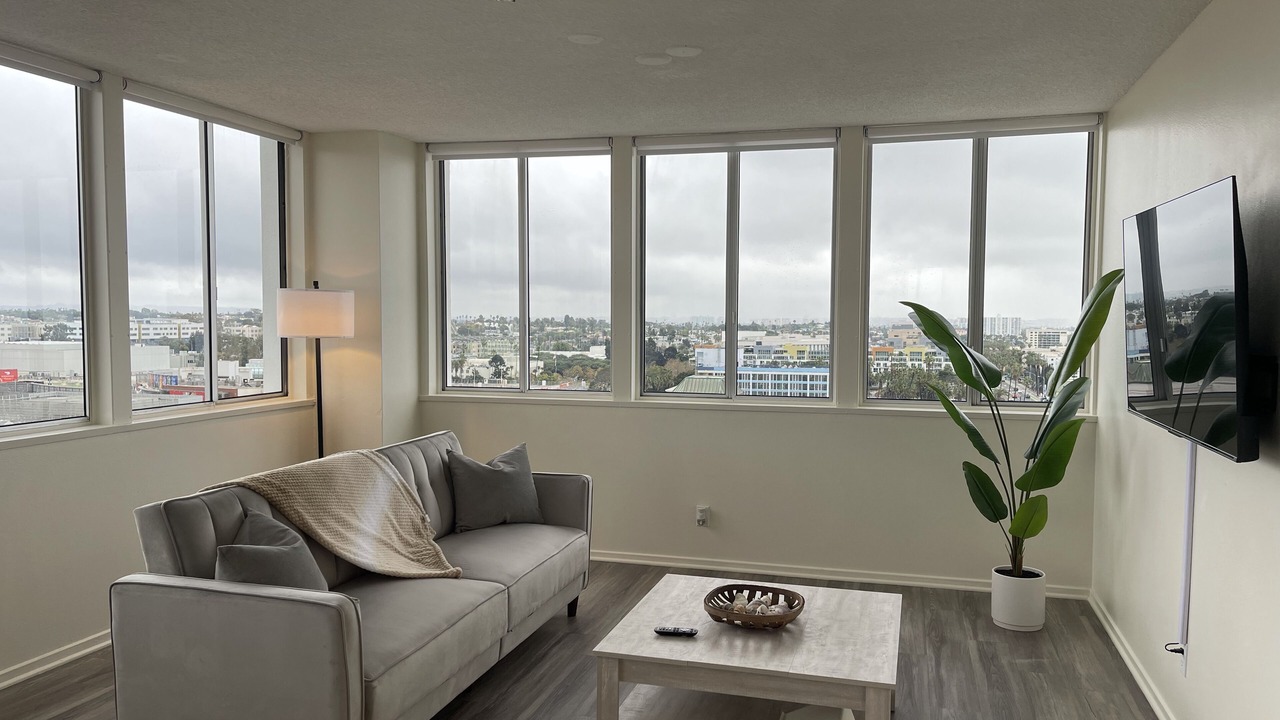 Photo of Livingroom in Downtown