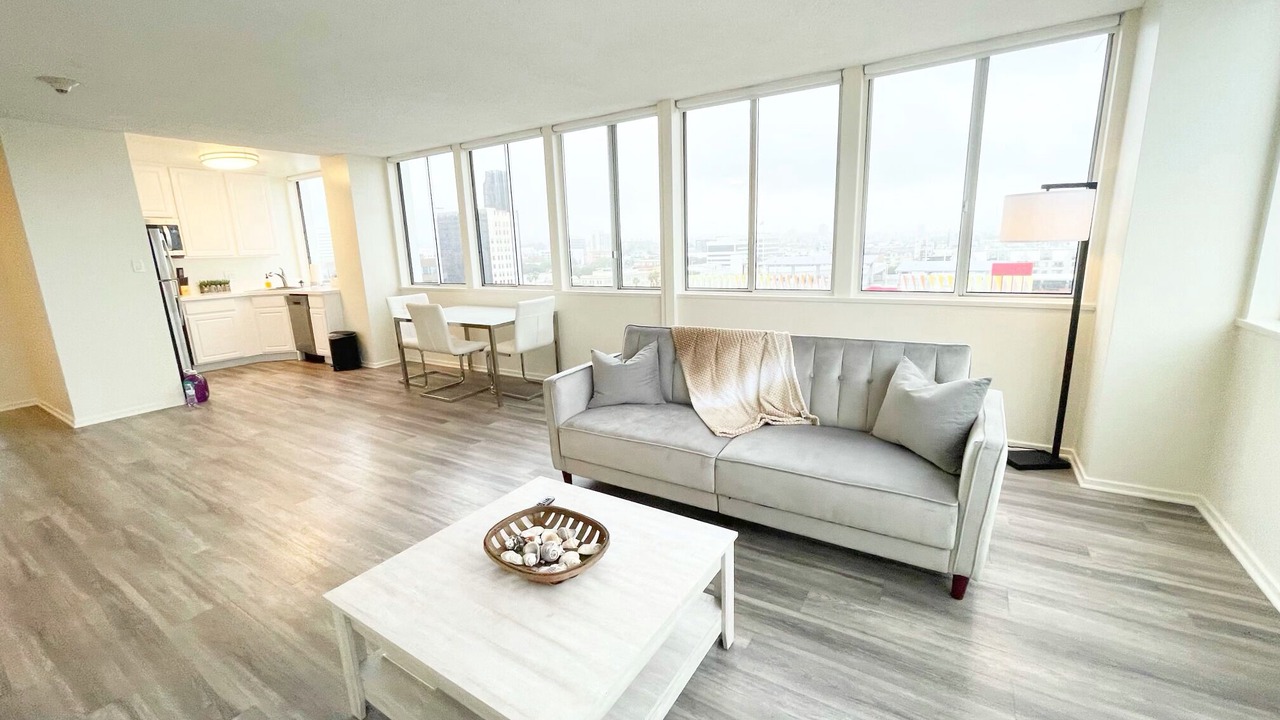 Photo of Livingroom in Downtown