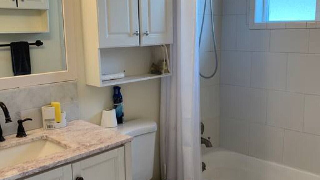 Photo of Bathroom in East Manhattan Beach