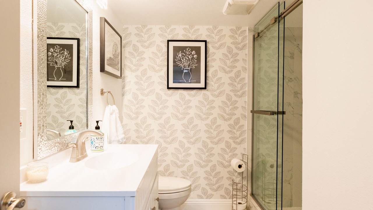 Photo of Bathroom in La Sierra