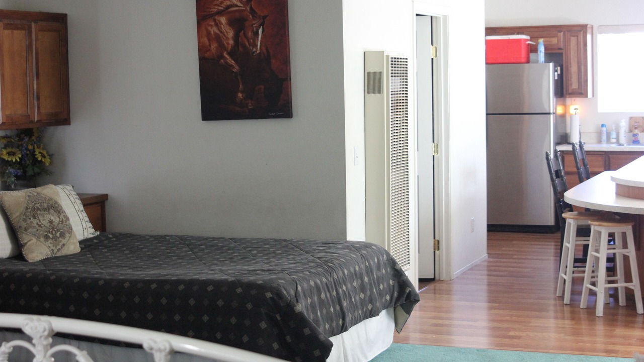 Photo of Bedroom in Kernville