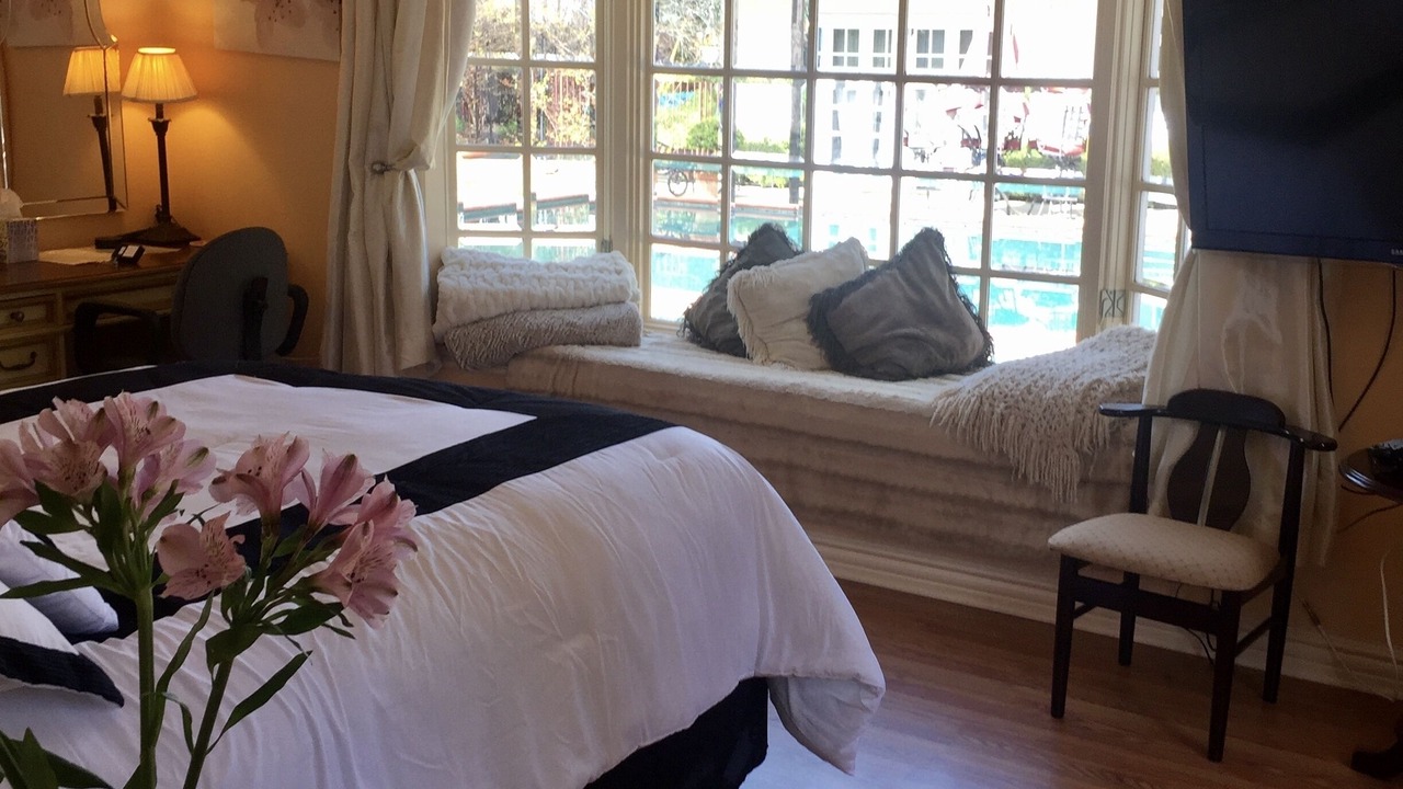 Photo of Bedroom in Northridge