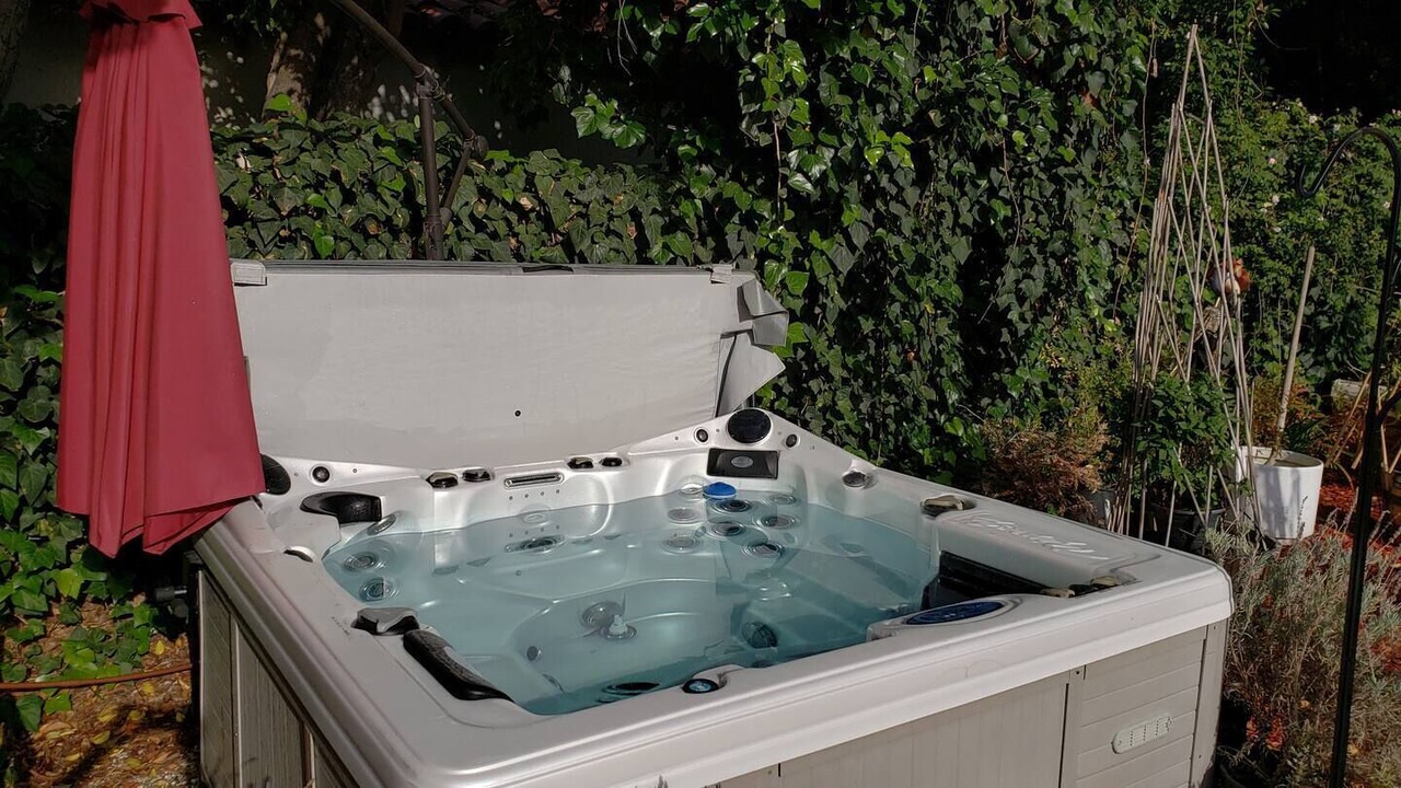 Photo of Outdoor in Northridge