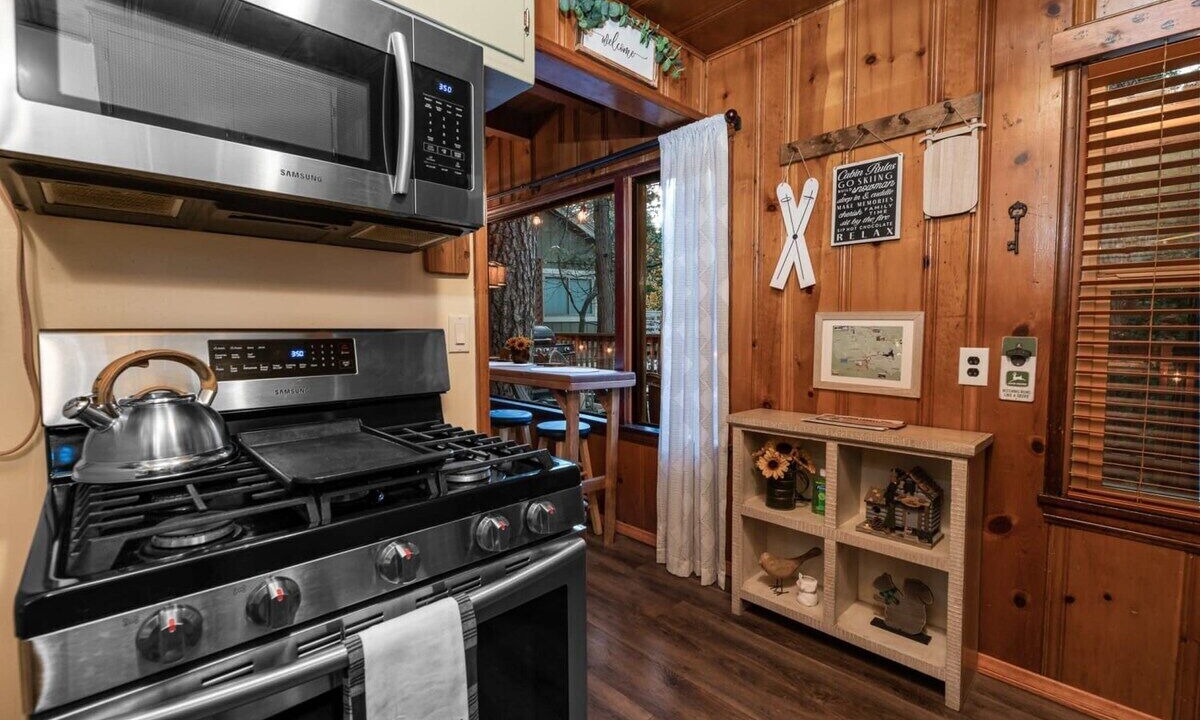 Photo of Kitchen in Crestline