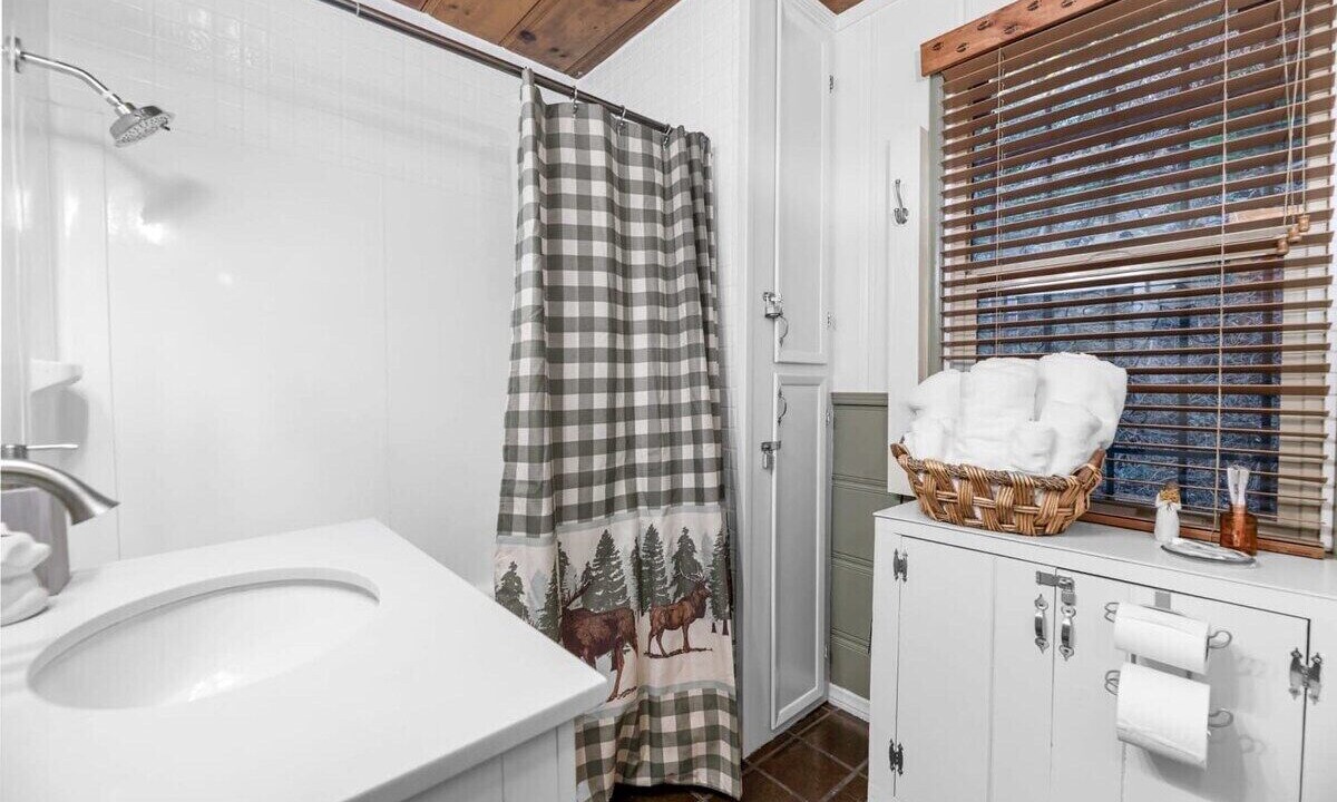 Photo of Bathroom in Crestline