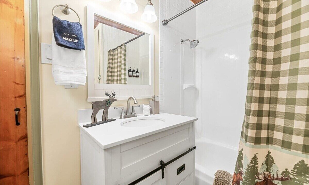 Photo of Bathroom in Crestline