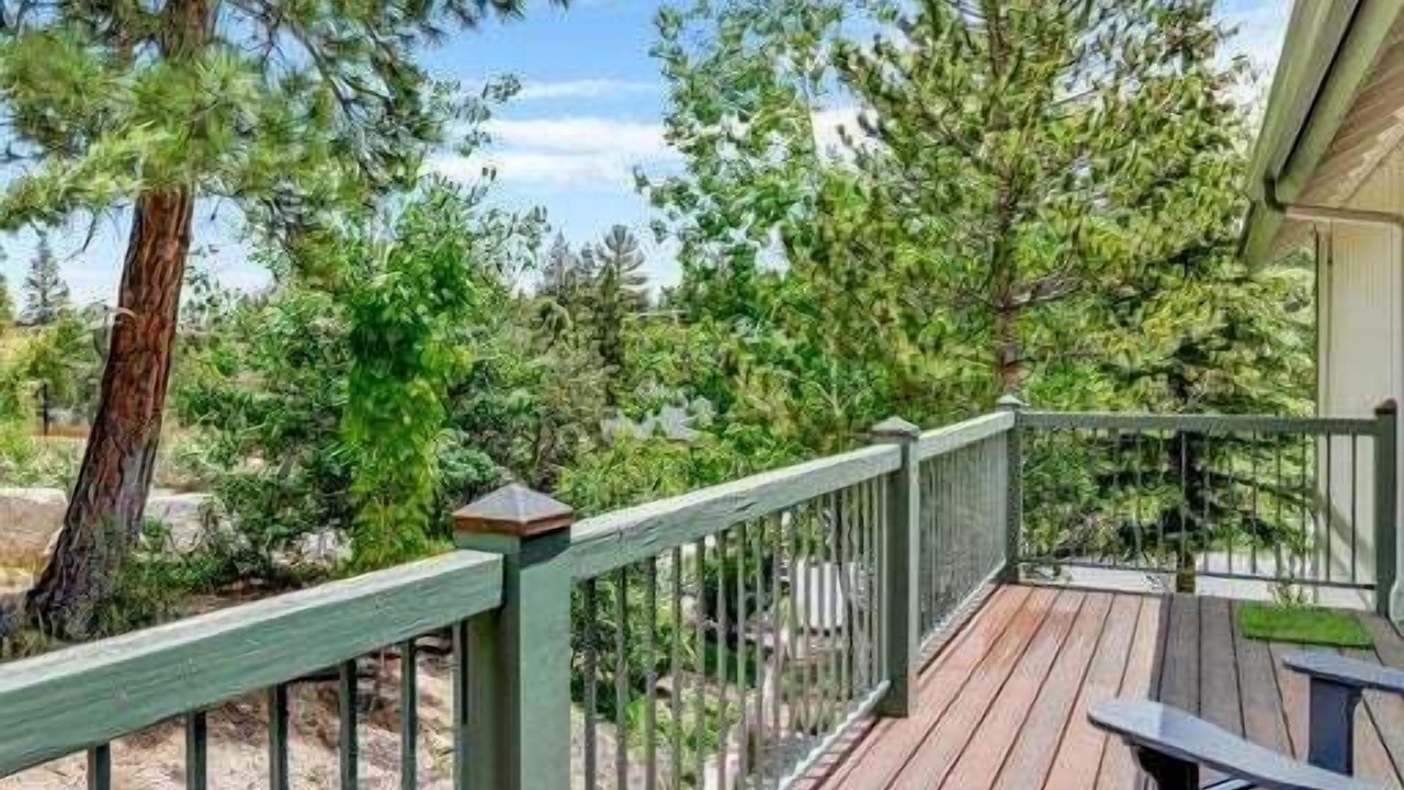 Photo of Patio Balcony in Castle Glen Estates