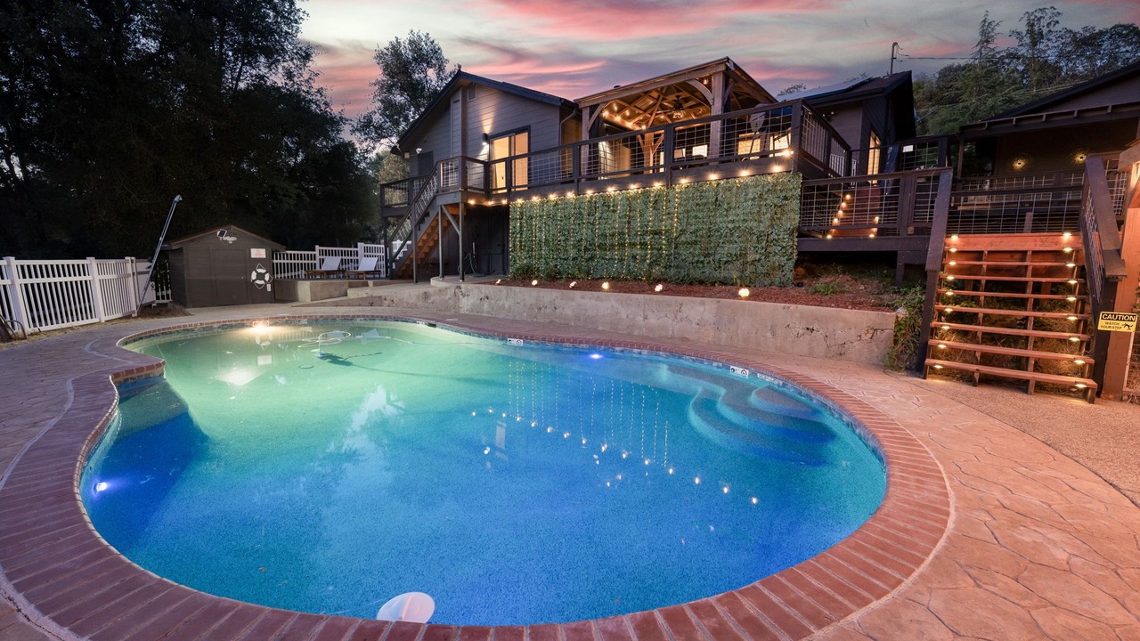Photo of Outdoor in Oakhurst