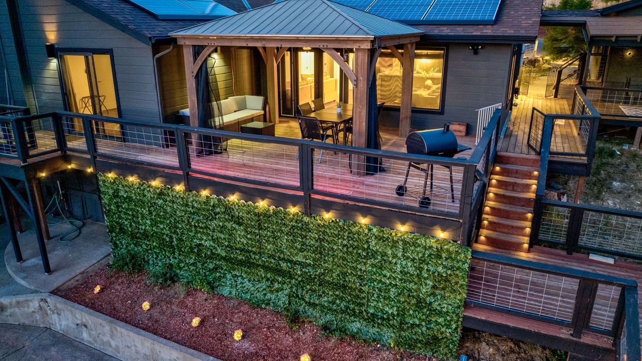 Photo of Patio Balcony in Oakhurst