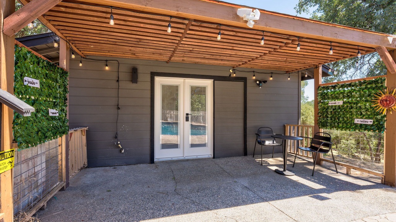 Photo of Outdoor in Oakhurst