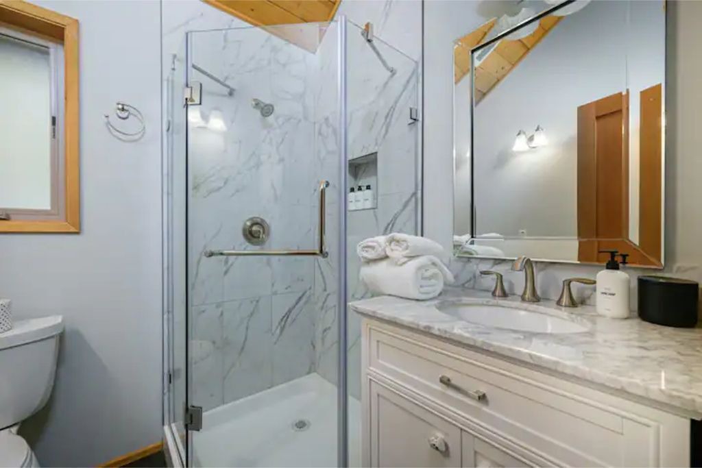 Photo of Bathroom in Idyllwild