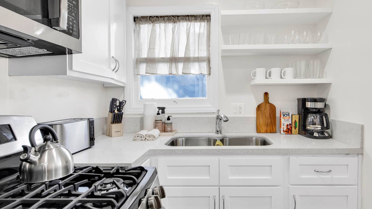 Photo of Kitchen in Pico-Union