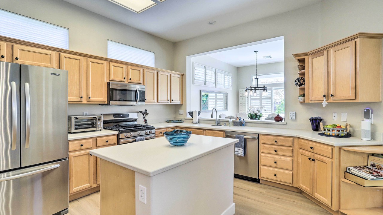 Photo of Kitchen in Desert Palms