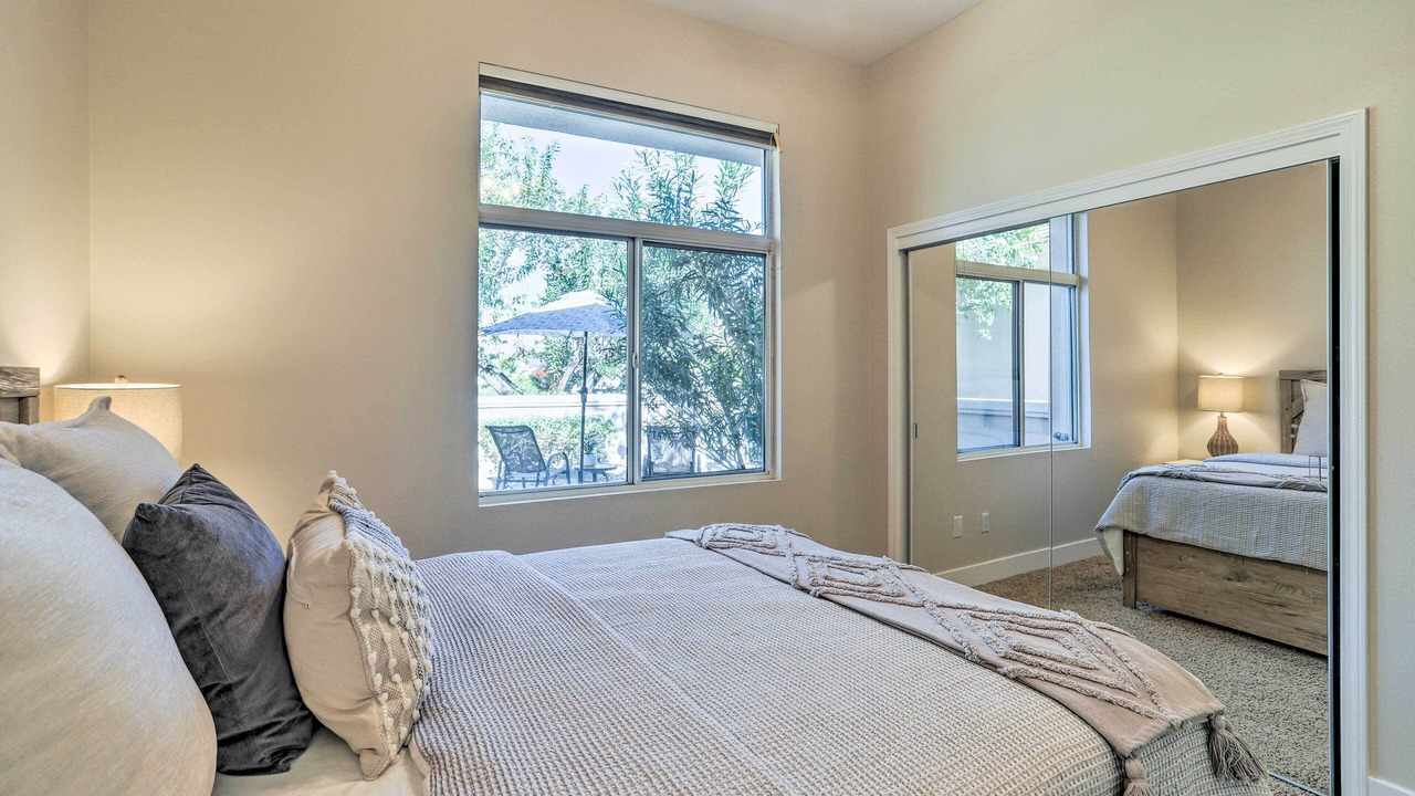 Photo of Bedroom in Desert Palms