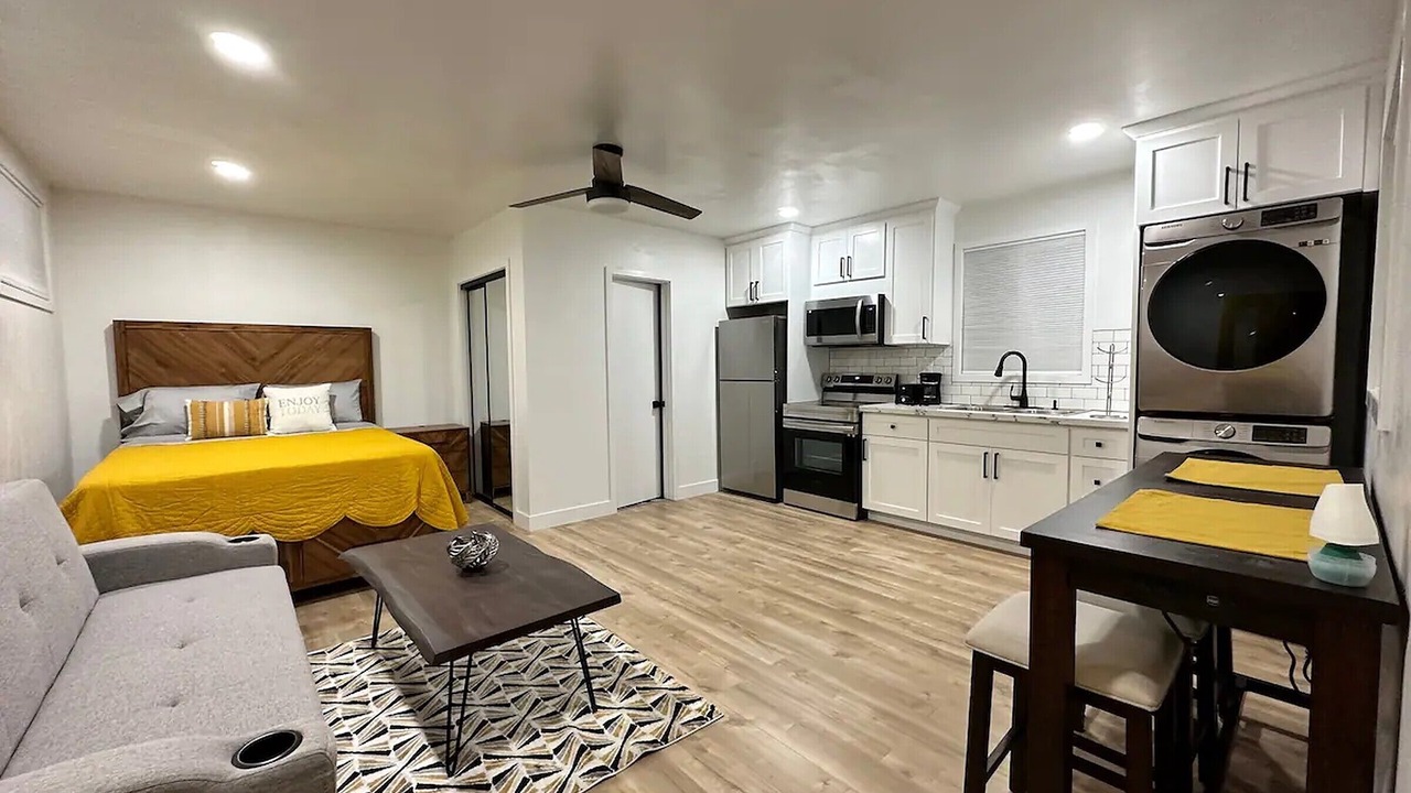 Photo of Bedroom in Gardena