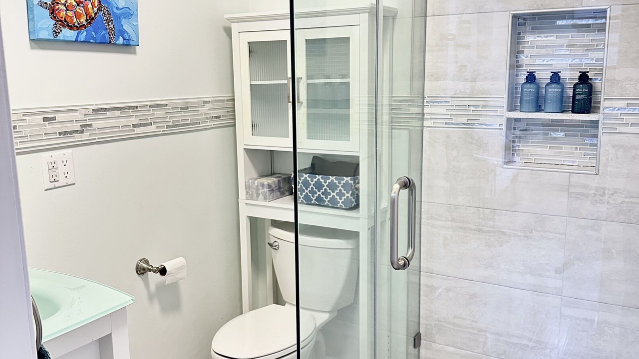 Photo of Bathroom in Lake Balboa