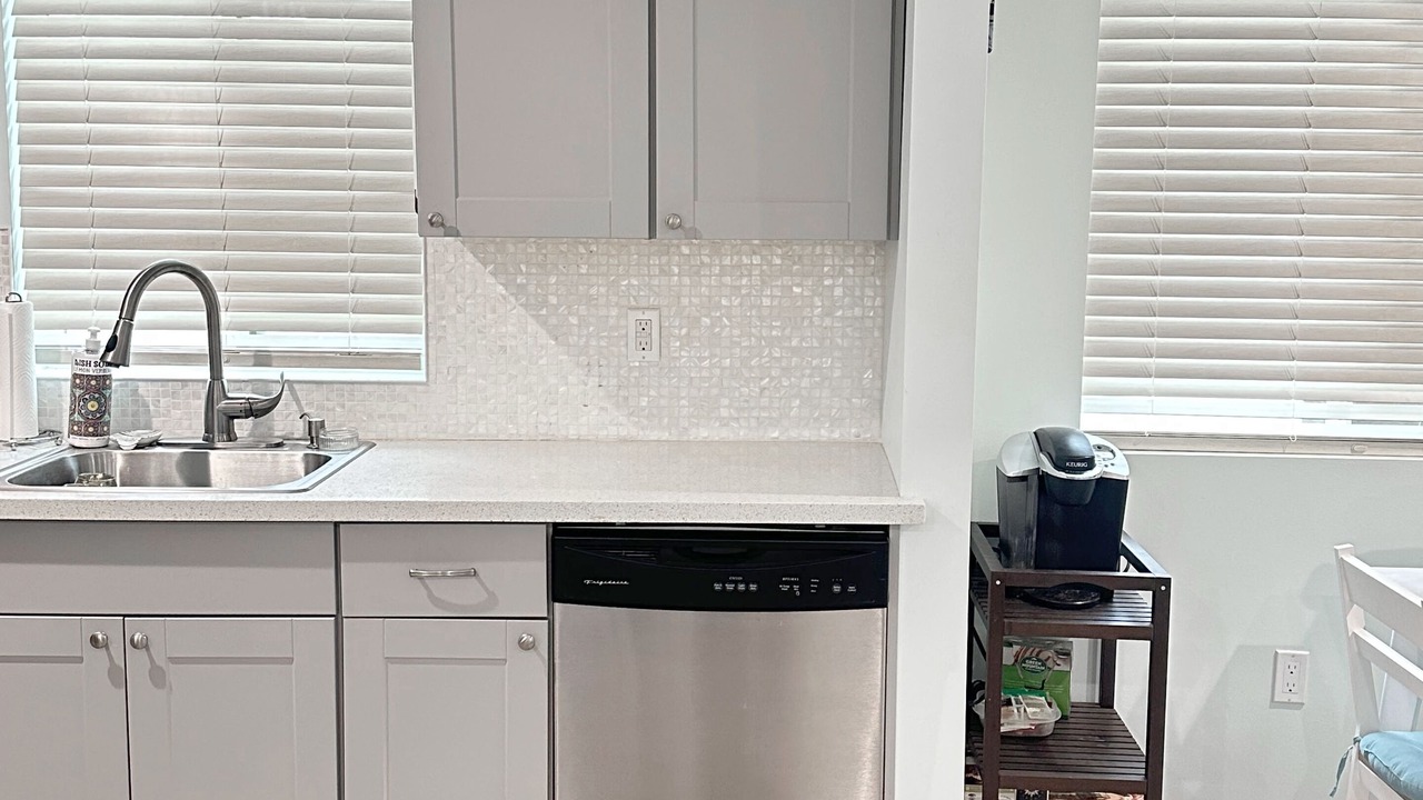 Photo of Kitchen in Lake Balboa