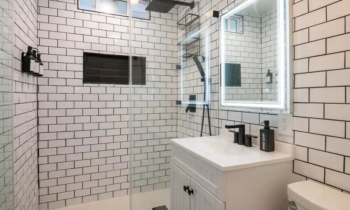 Photo of Bathroom in Gardena
