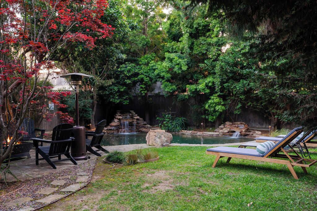 Photo of Outdoor in Bluff Heights