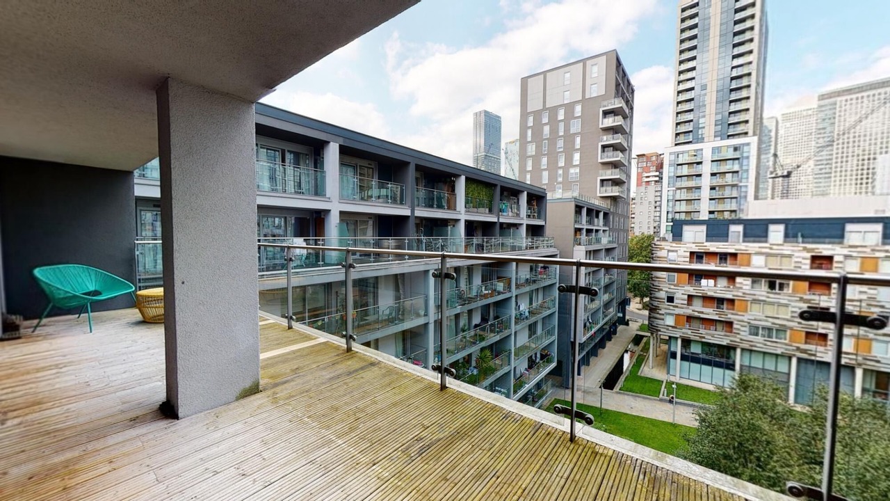 Photo of Patio Balcony in Isle of Dogs