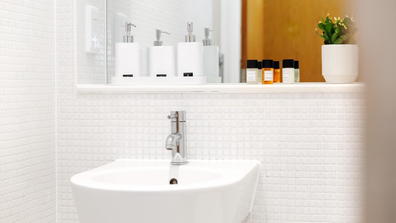 Photo of Bathroom in Isle of Dogs