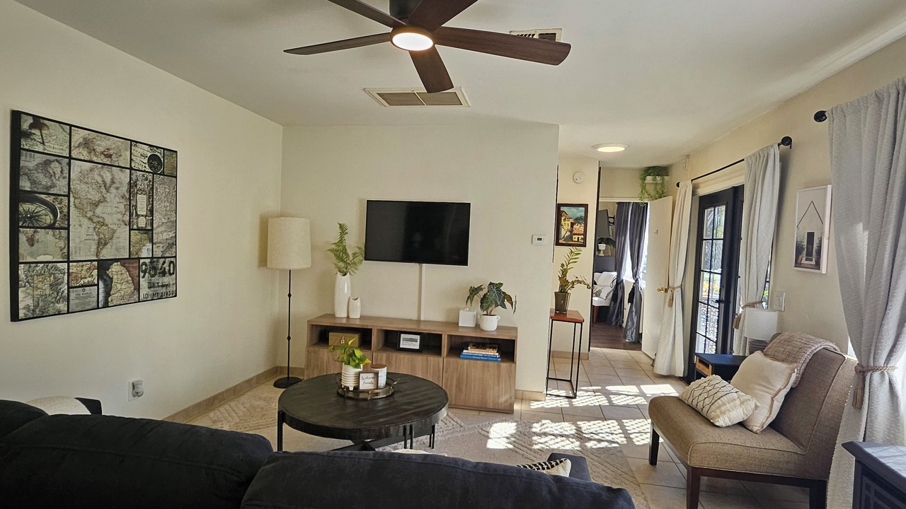 Photo of Livingroom in La Mesa