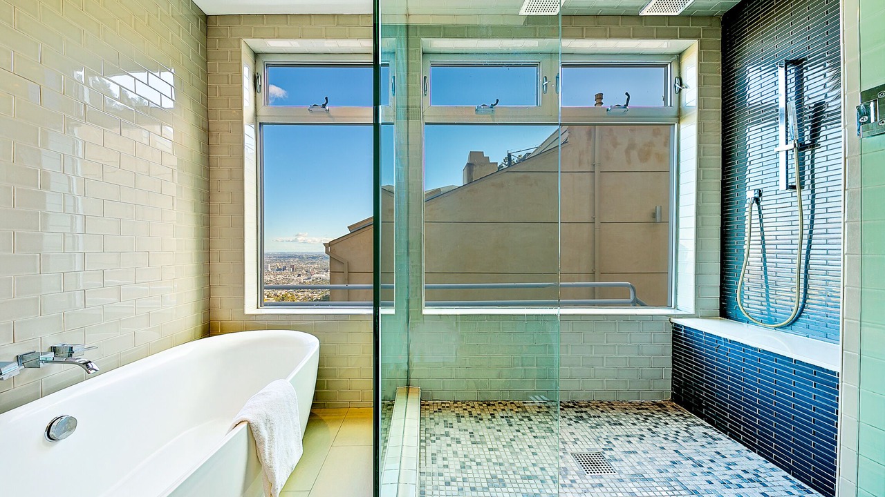 Photo of Bathroom in Hollywood Hills West