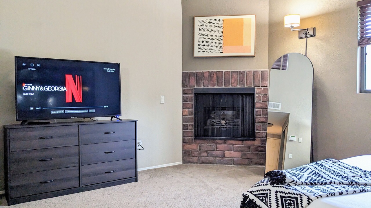 Photo of Bedroom in Valley Glen