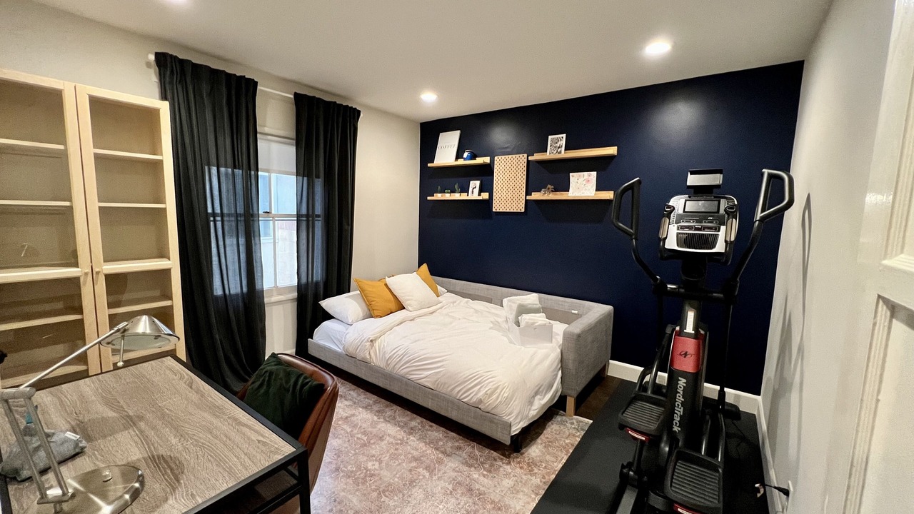 Photo of Bedroom in East Whittier