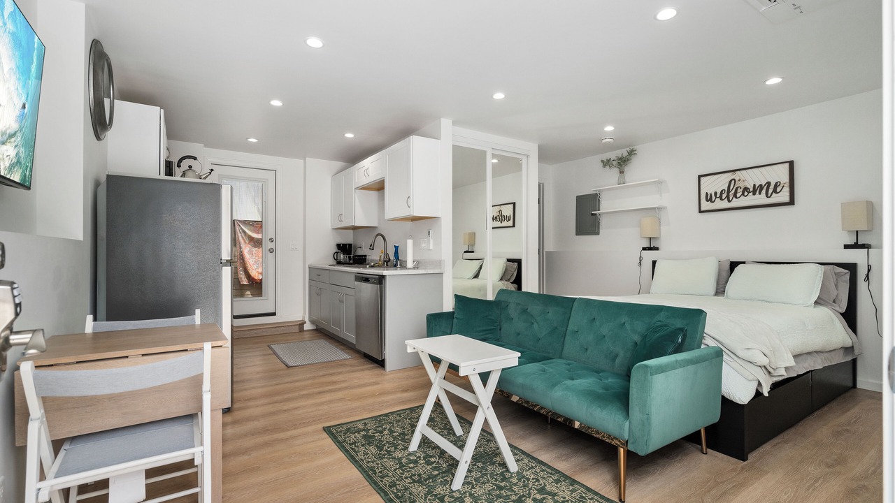 Photo of Bedroom in Redondo Beach