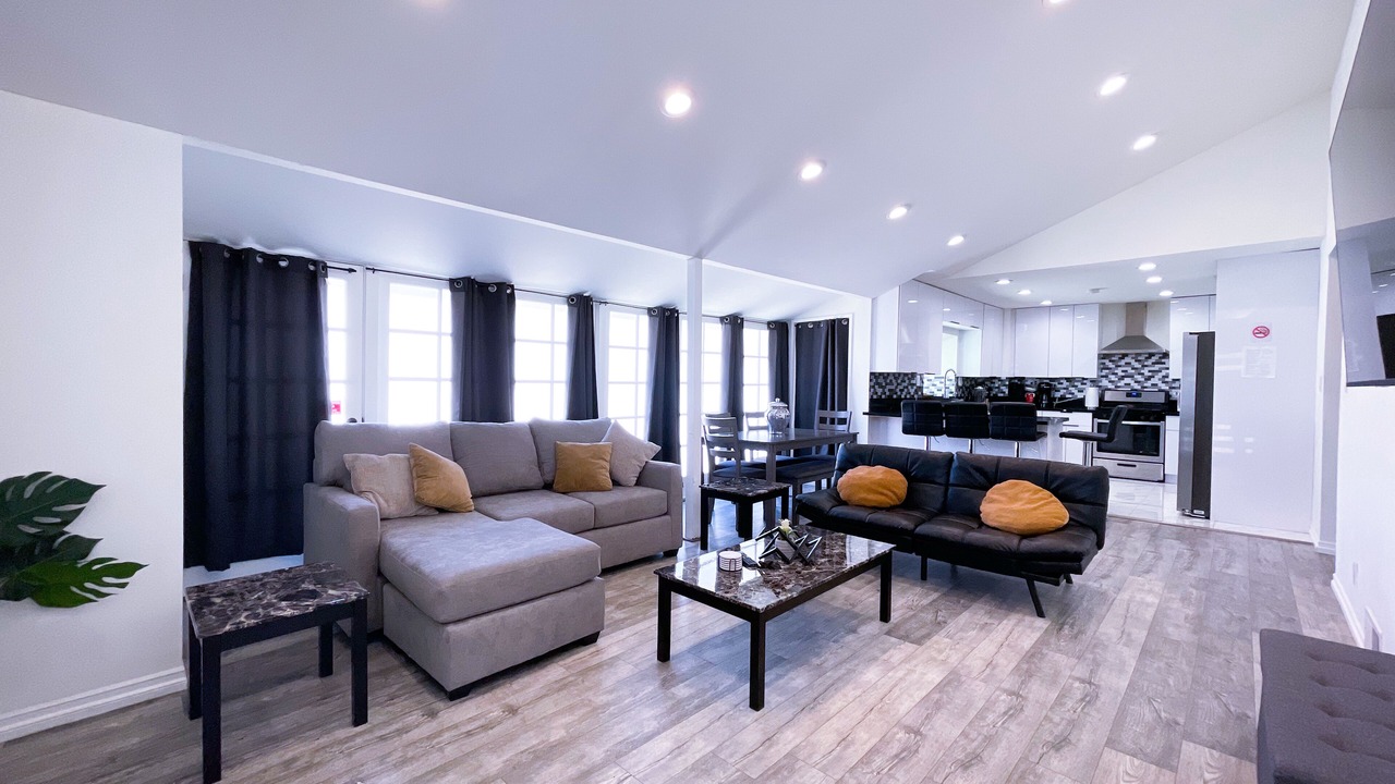 Photo of Livingroom in Winnetka