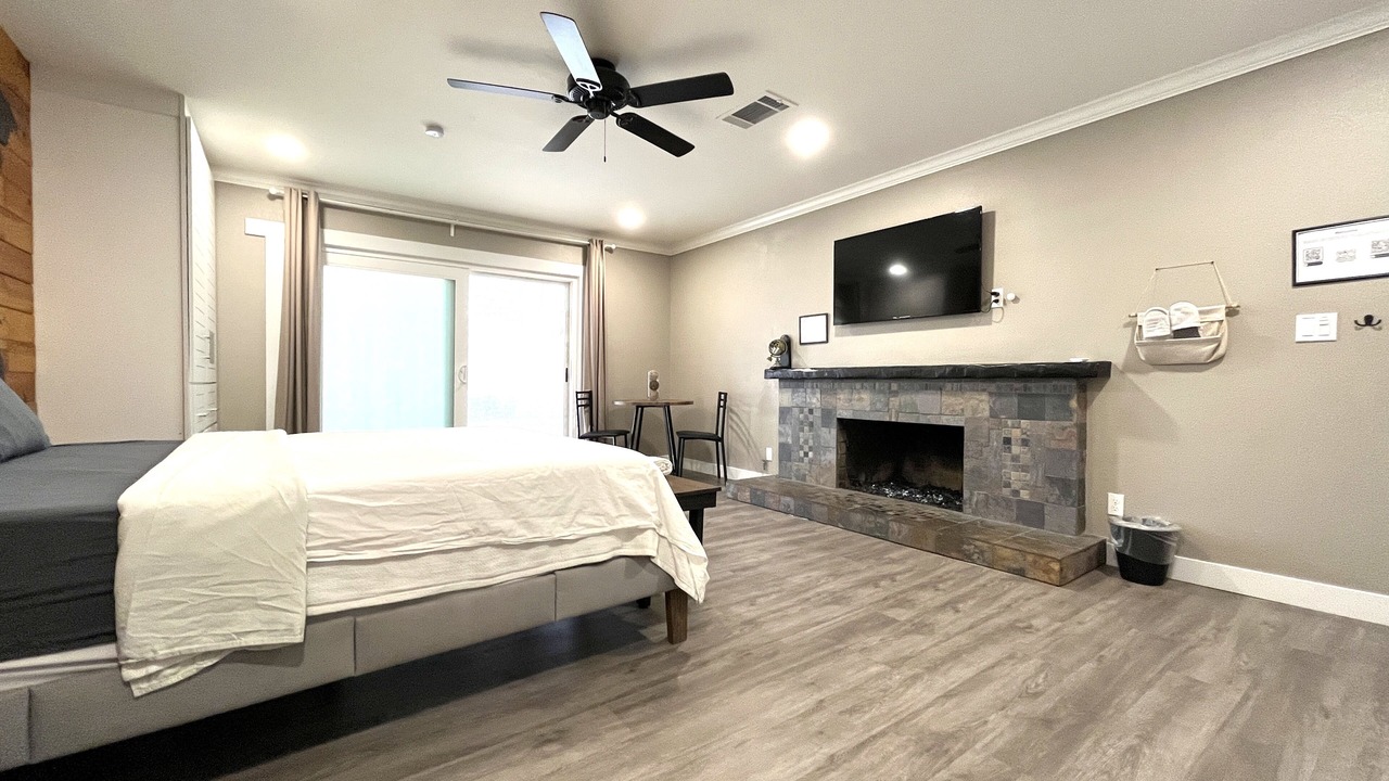 Photo of Bedroom in Corona