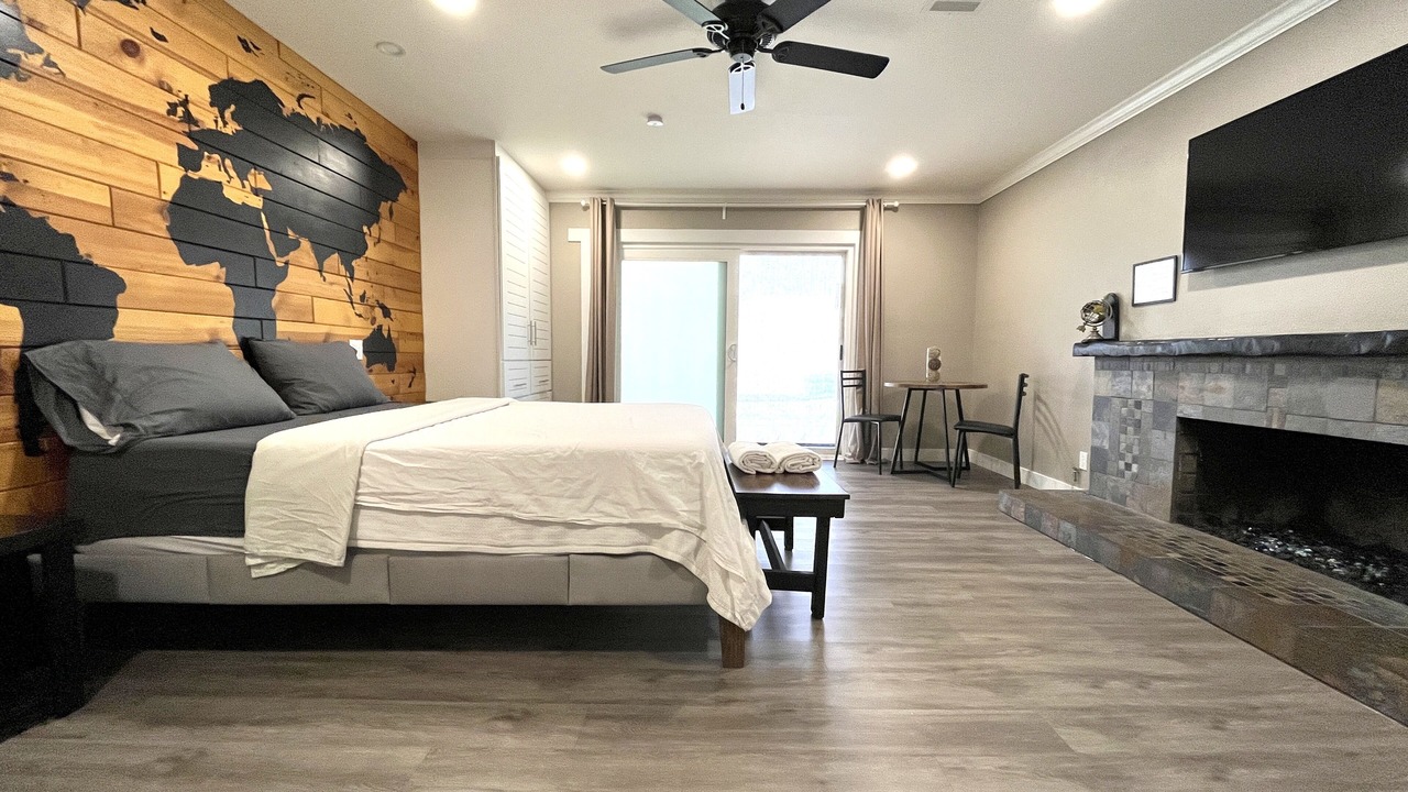Photo of Bedroom in Corona