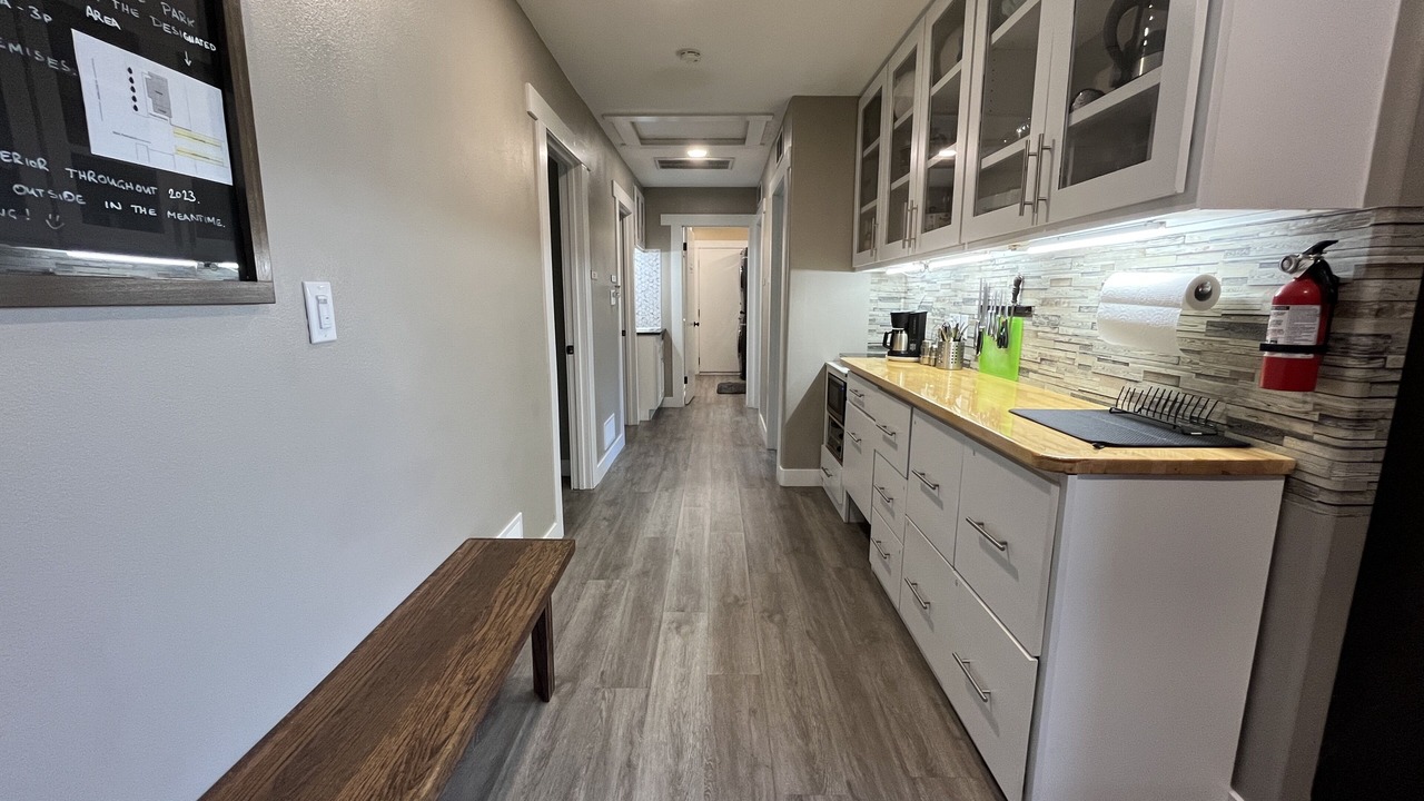 Photo of Kitchen in Corona